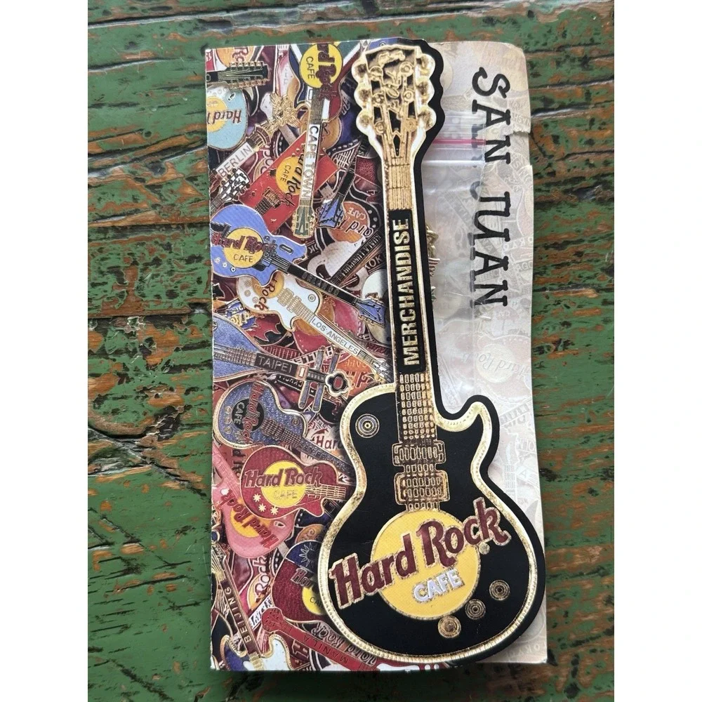 Vintage Hard Rock Cafe San Juan City-Exclusive‎ Keychain.